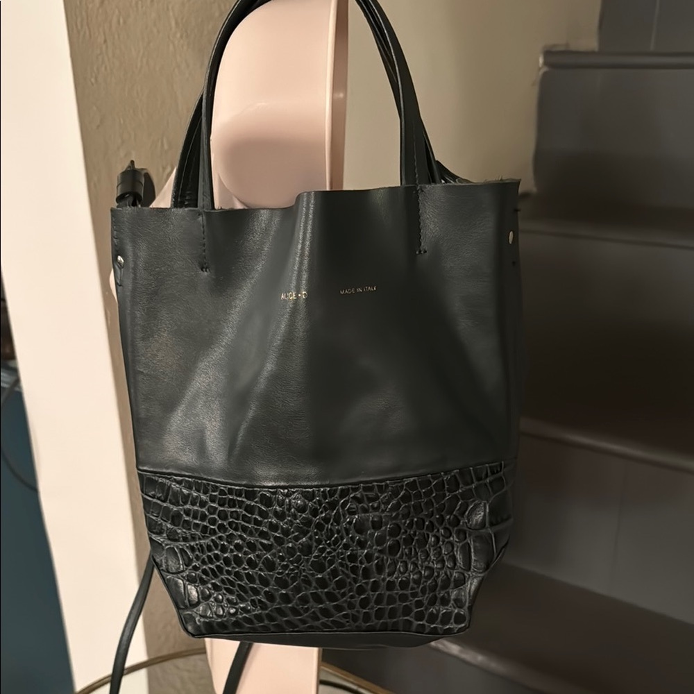 Custom made Italian leather crossbody bucket bag- dark green Alice D